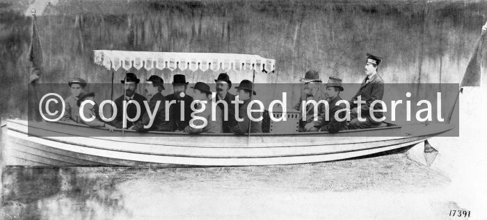 1886 motorboat